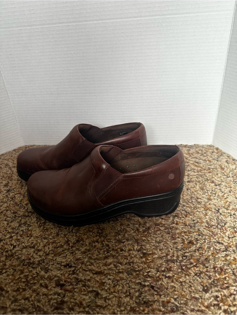 Klogs Women's Brown Slip-On Clogs